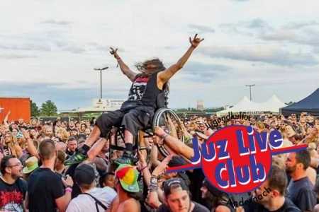 Rocken hoch über den köpfen der anderen Fans, das geht im JUZ Live Club Andernach. Hier findet das A Chance for Metal Festival statt